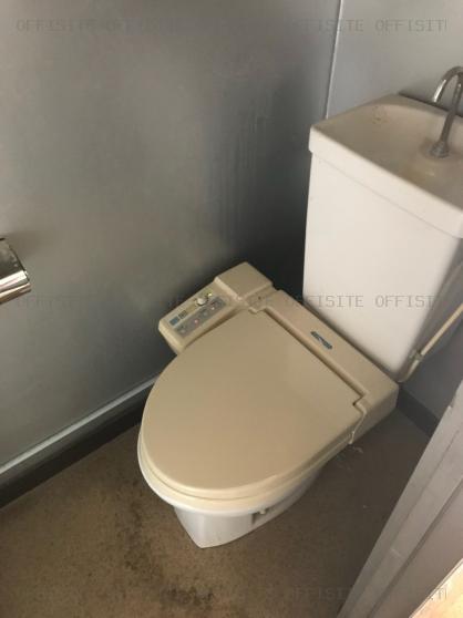 恵比寿キャストスの4階～5階 トイレ