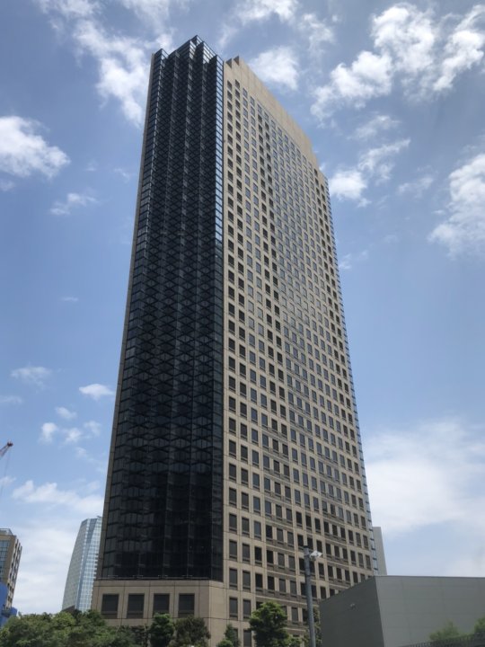 城山トラストタワー