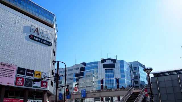 【東京都墨田区・JR総武線と東京メトロ半蔵門線が交差する城東最大の多路線乗り換え拠点と国技館が象徴する下町ビジネス拠点:錦糸町・両国エリアの徹底解説と賃貸オフィスのご紹介(2026年最新)】