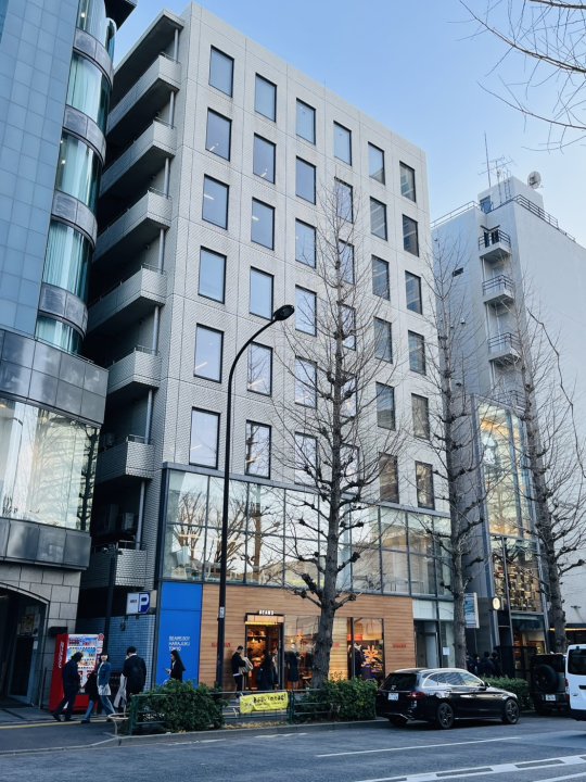 【エスラ原宿】明治神宮前駅徒歩6分・原宿駅徒歩7分|渋谷区神宮前3丁目。敷金0ヶ月・家具付きセットアップオフィスの利便性を徹底解説|賃貸オフィス