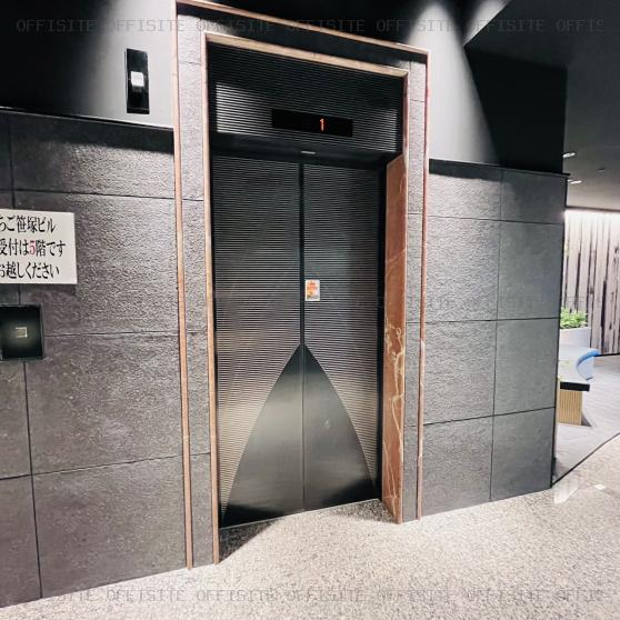 いちご笹塚ビルのエレベーター
