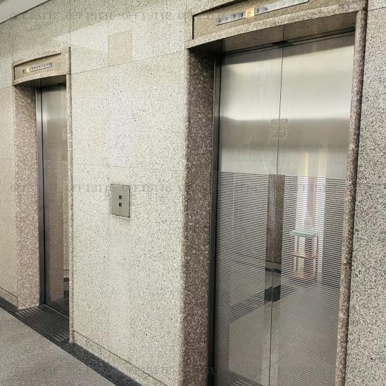 飯野ビルのエレベーター