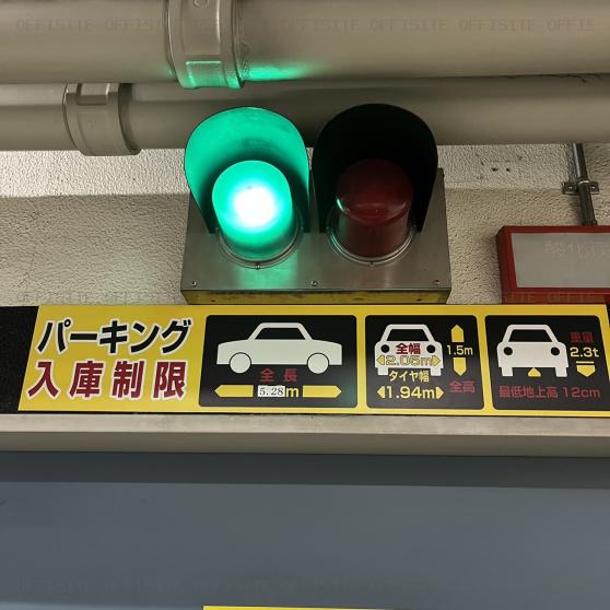 ノアビルの駐車場