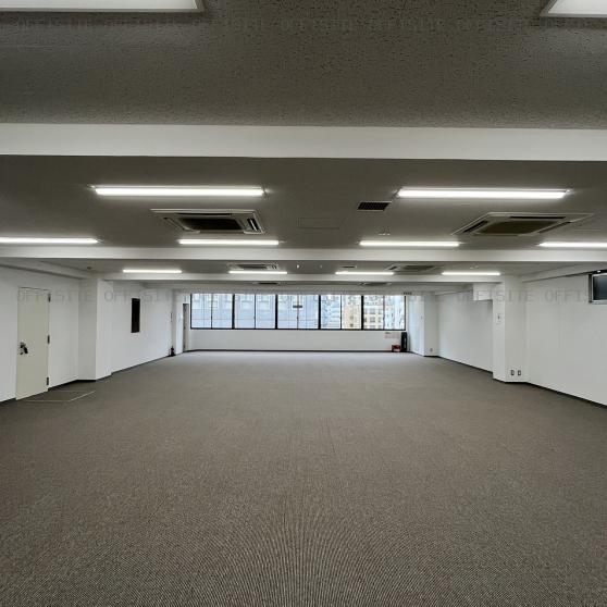 日土地横浜西口第二ビルの8階貸室