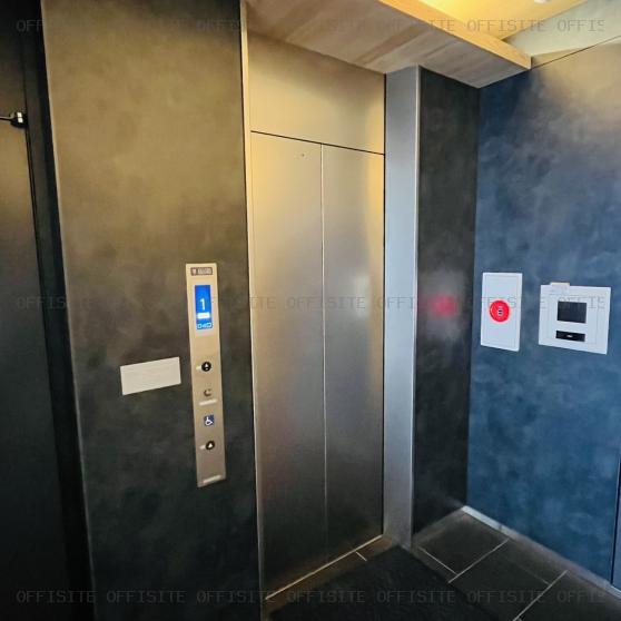 日本橋本町東石ビルのエレベーター