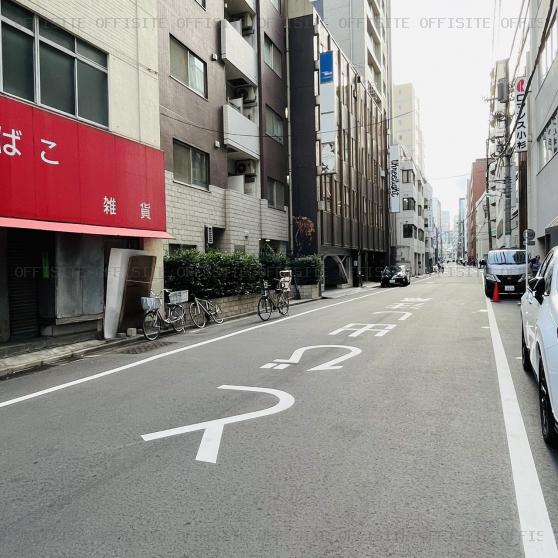 イマス日本橋福山ビルの前面道路