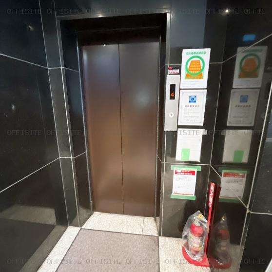 目黒I-Nビルのエレベーター