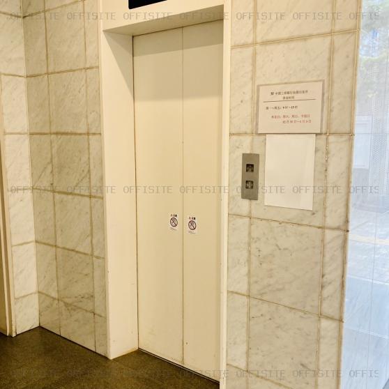 藤久ビル別館のエレベーター