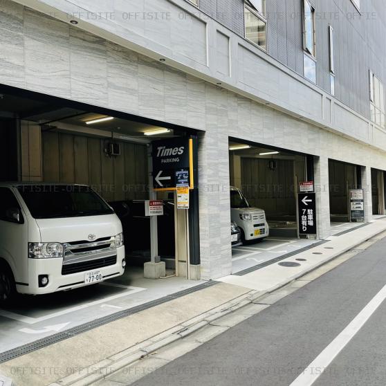 THE TERRACE TSUKIJIの駐車場