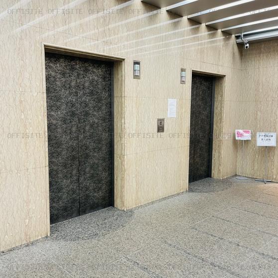  桜通大津第一生命ビルのエレベーター