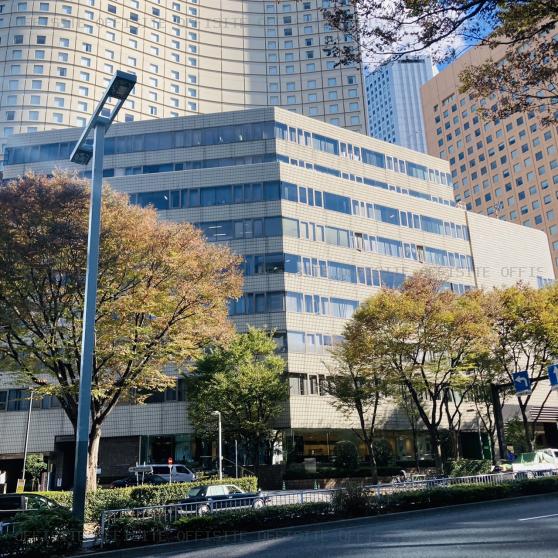 新宿国際ビルディング新館の外観