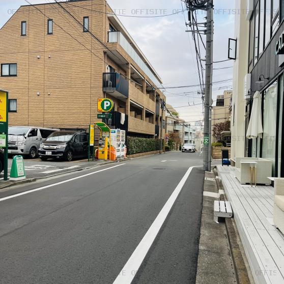 ザ・トライベッカ代官山の前面道路