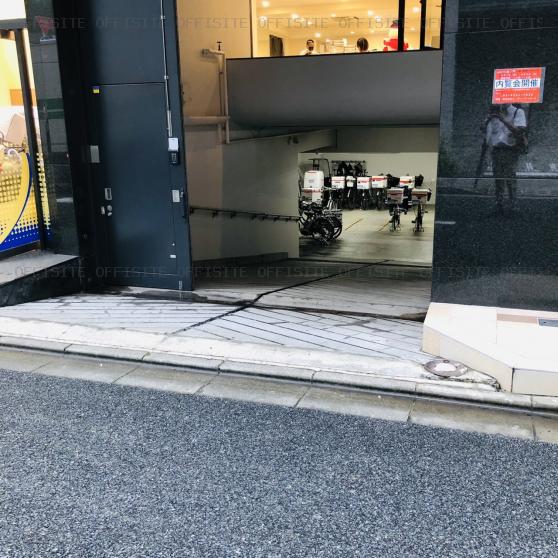 ARISTO虎ノ門の駐輪スペース