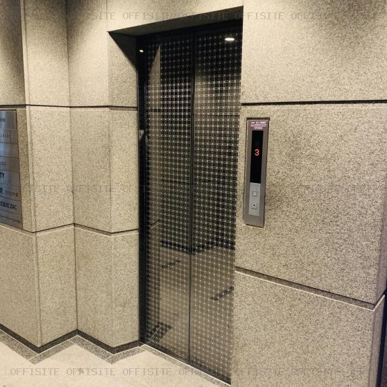 THE PORTAL TSUKIJIのエレベーター