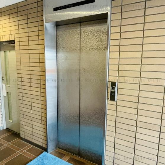 JU WATER FRONT 錦糸町ビルのエレベーター