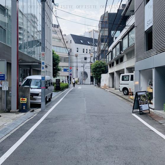 渋谷ＳＴビルのビル前面道路