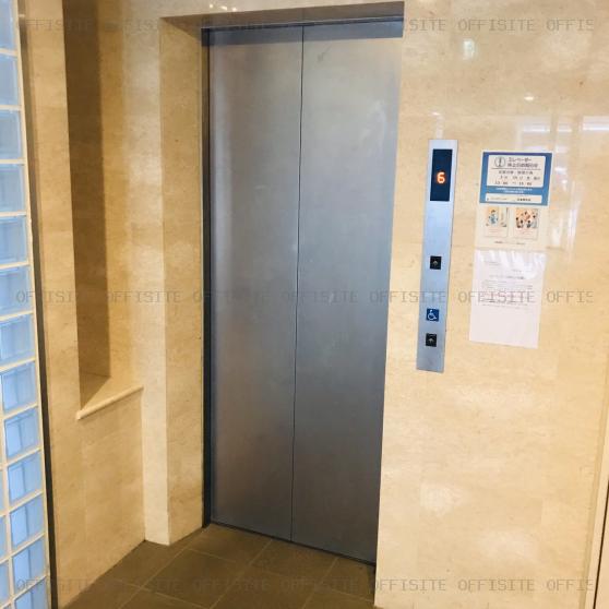 ＦＯＲＥＣＡＳＴ神田須田町のエレベーター