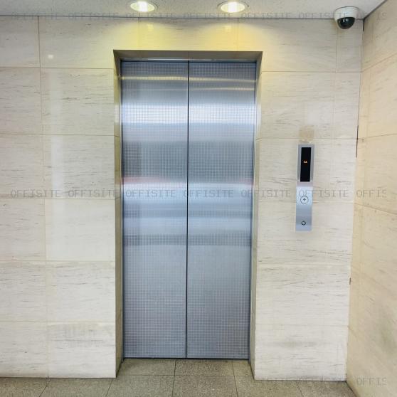 東池袋ISKビルのエレベーター