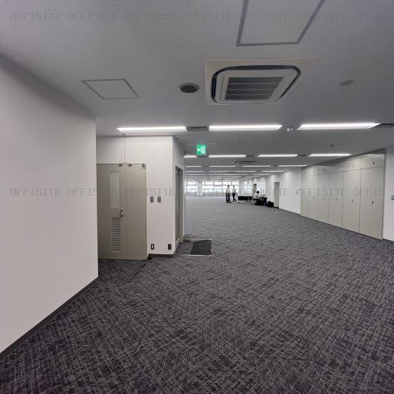プライムタワー横浜の基準階室内