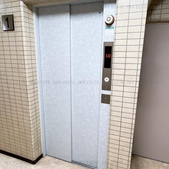 ラインコーポ箱崎のエレベーター