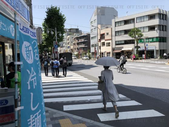 第１山武ビルのビル前面道路