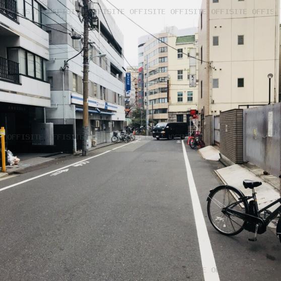 第１井上ビルのビル前面道路