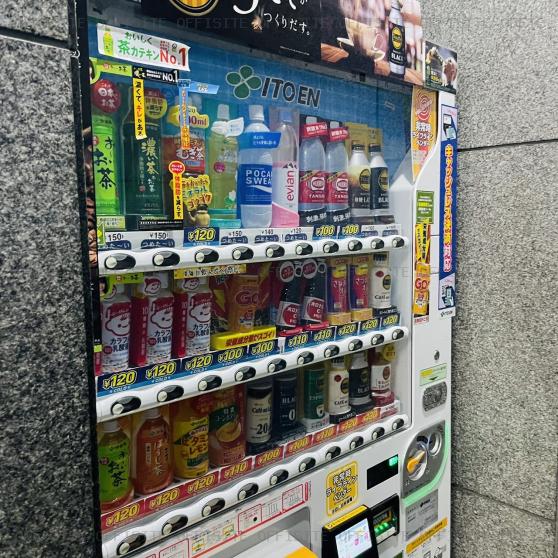 ＧＭ大宮ビルの自動販売機