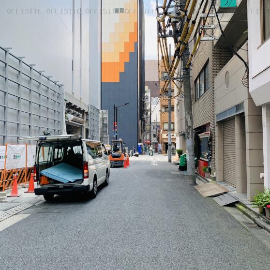 永野ビルのビル前面道路