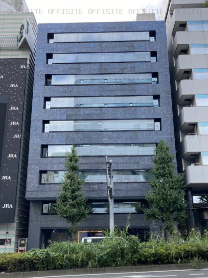 共立新横浜ビルの外観