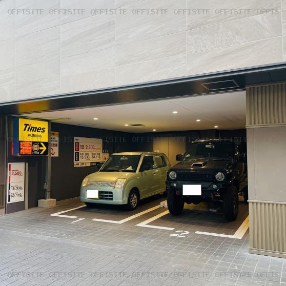 +SHIFT TSUKIJIの駐車場