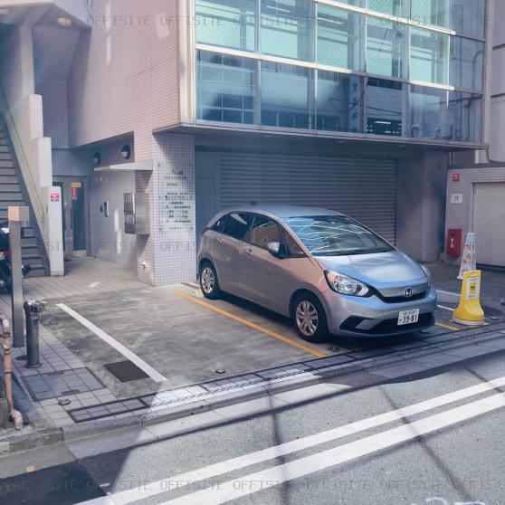 北大手町スクエアの駐車場