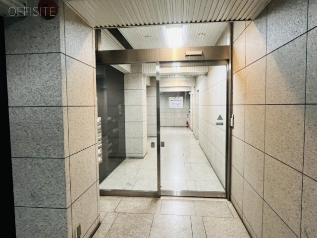 銀座東新ビル エントランス