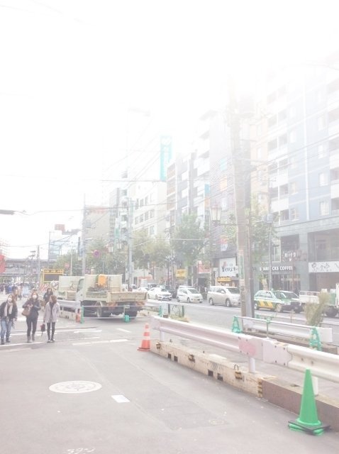 Yファームビル ビル周辺道路