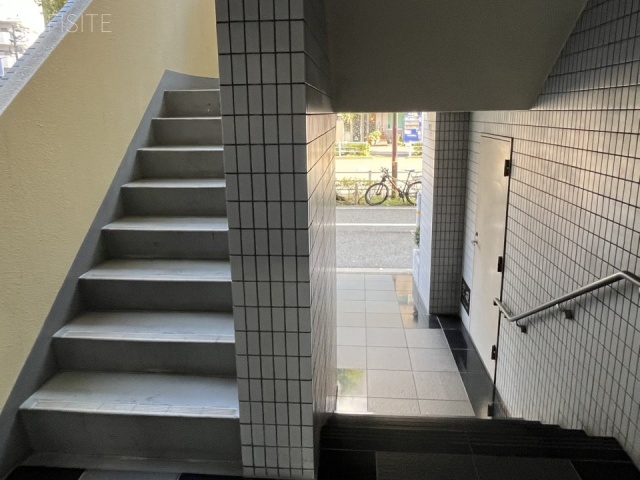 第1小田ビル　エントランス