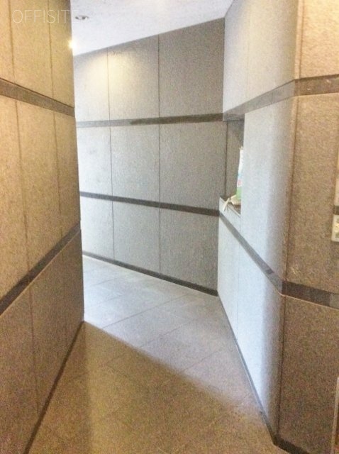 前島ビル エントランスホール