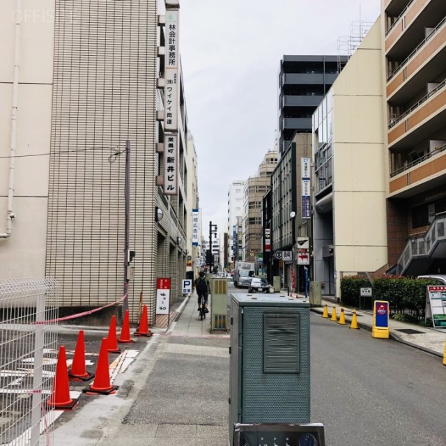三洋ビル　ビル前面道路