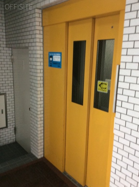 イナホビル エレベーター