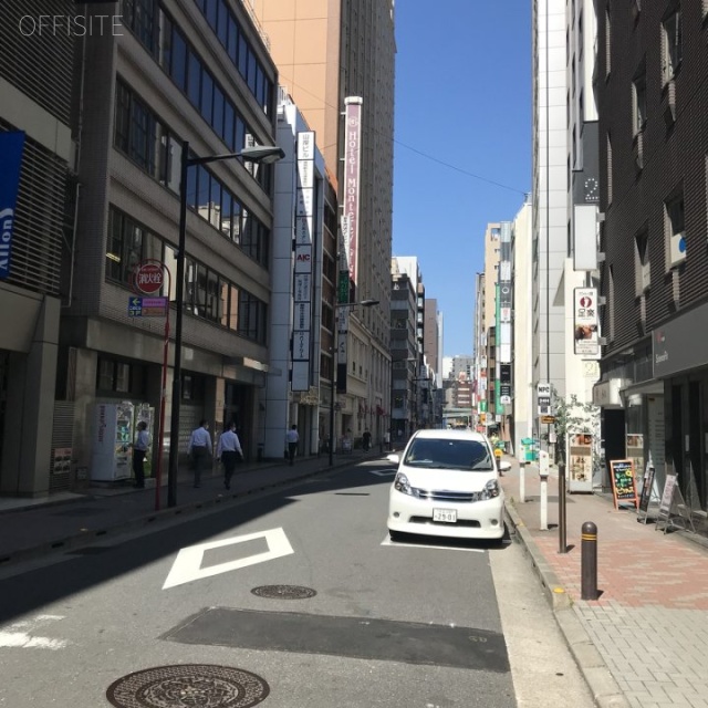 銀座SLCビル ビル前面道路