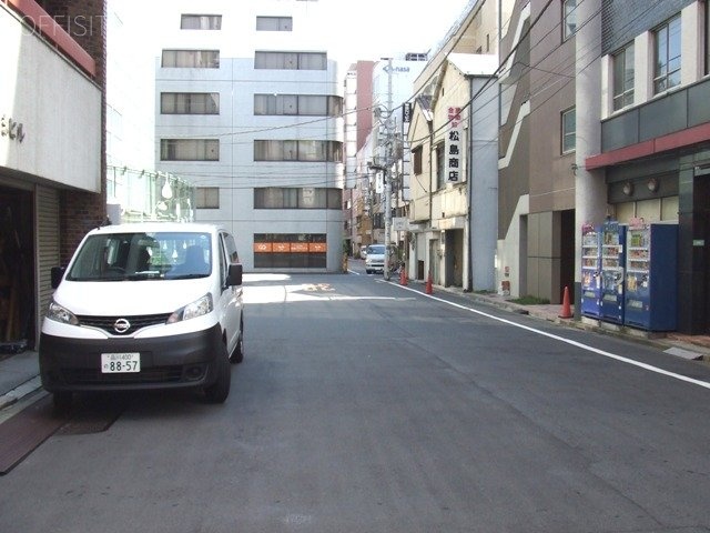 第3田中ビル ビル前面道路