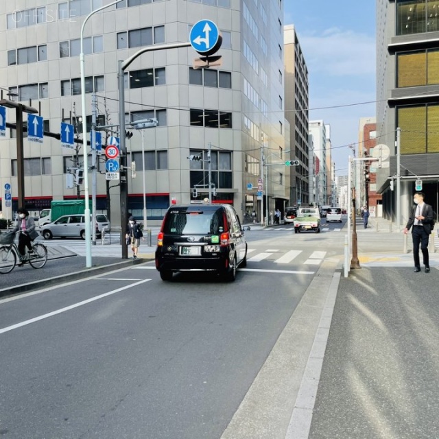 住長第二ビル ビル前面道路