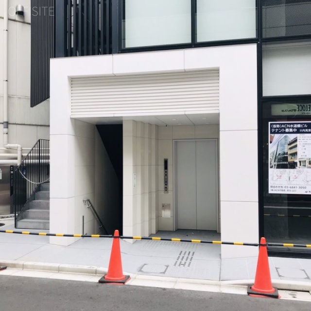 ACN水道橋駅前ビル エントランス