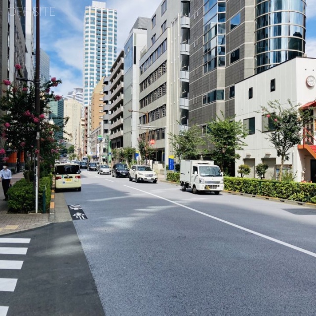 渋谷本町ビル ビル前面道路