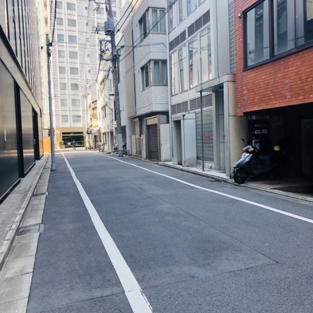 加藤ビル 前面道路