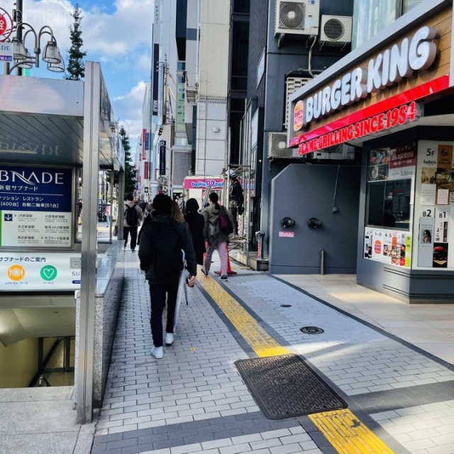 FSビル ビル前面道路