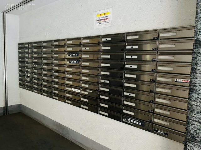 レジディア四谷三丁目ビル　エントランス