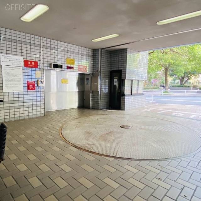 メトロシティ神谷町 駐車場