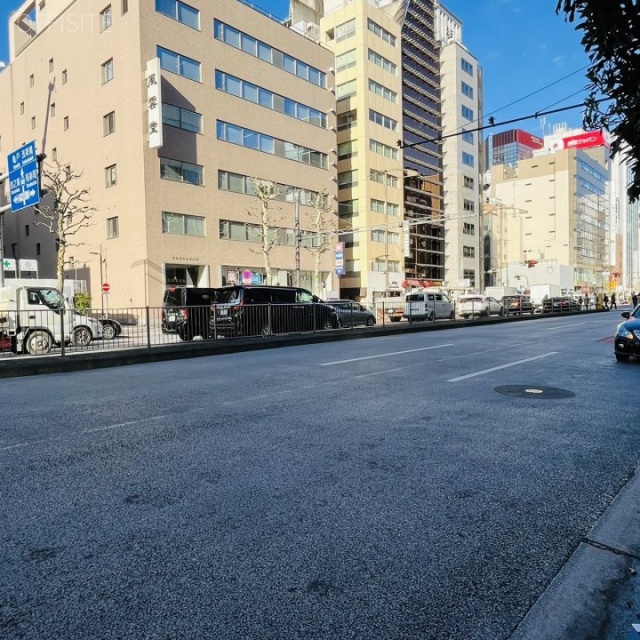D&F御茶ノ水ビル　前面道路