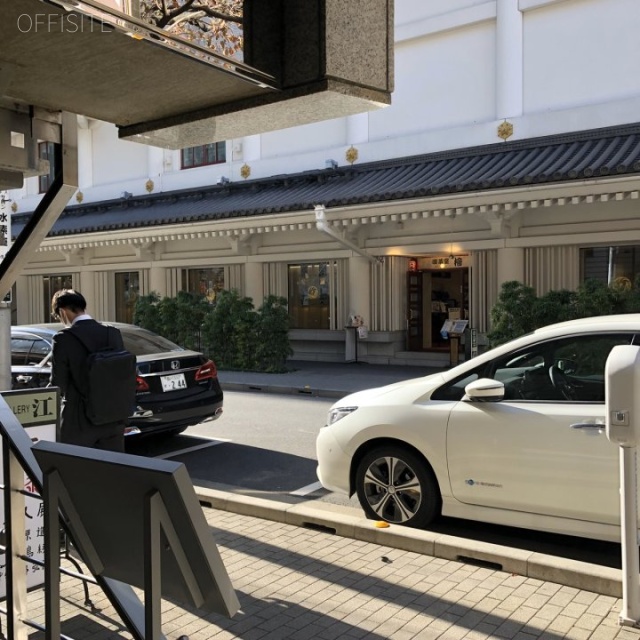 成和銀座ビル ビル前面道路