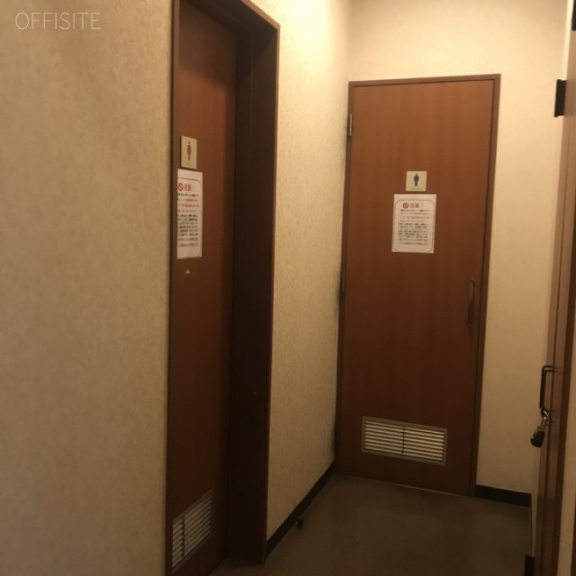 ストーク新宿ビル(ハローオフィス西新宿) 1階【A6】 2.08坪　トイレ入口