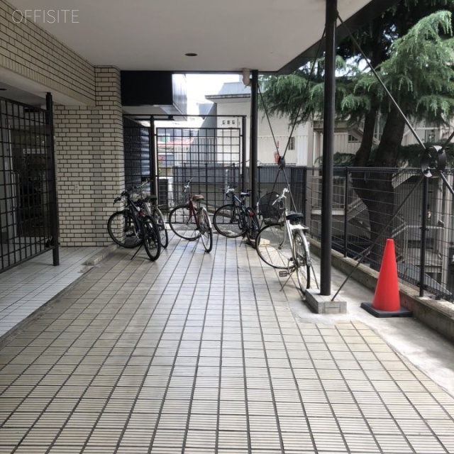 かすがマンション赤坂 駐輪スペース